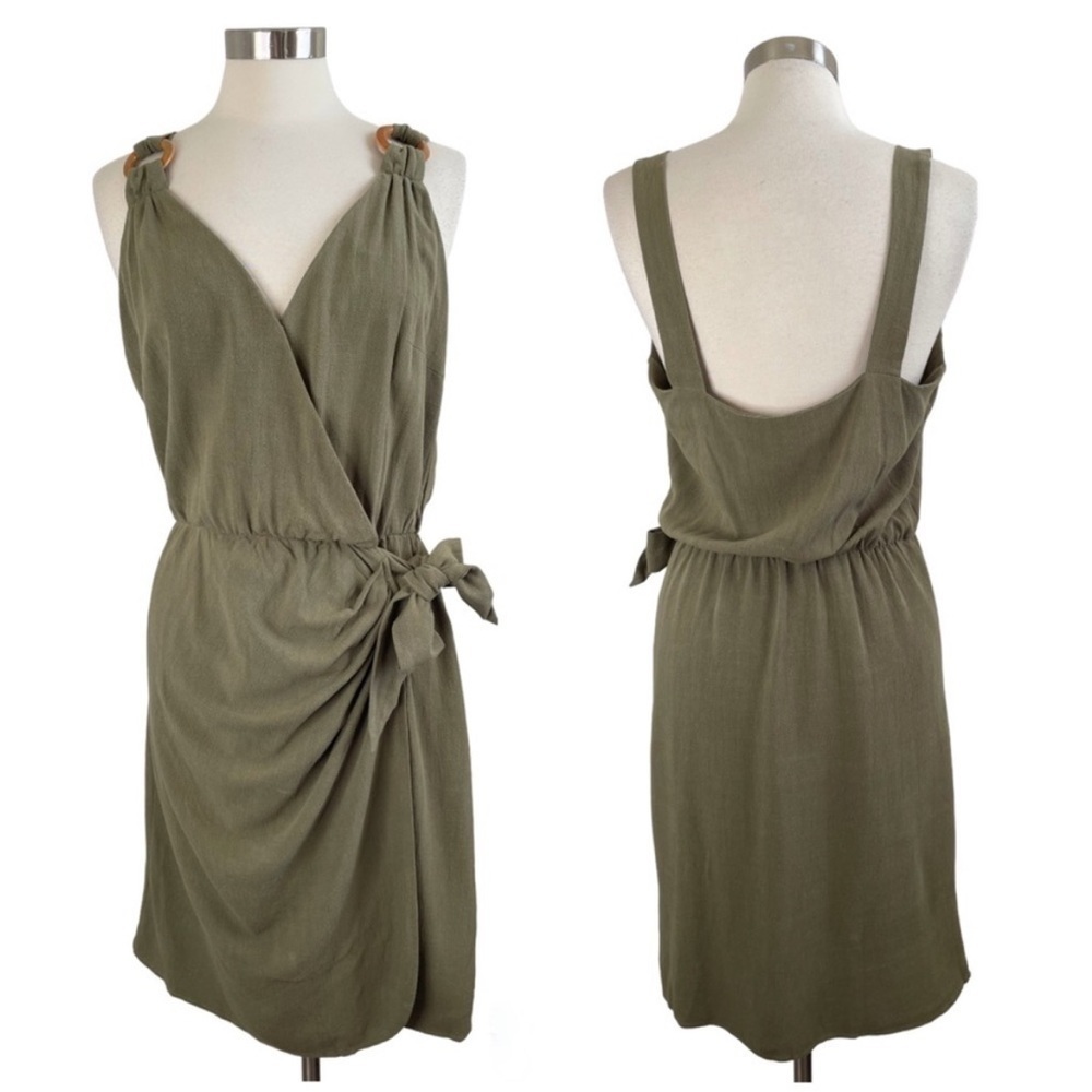 CUPSHE NWT Jeanette O-ring Wrap Tie Waist Dress
Size M - Picture 2 of 12